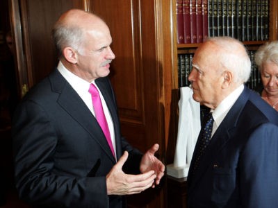 Συνάντηση Παπούλια με ΓΑΠ