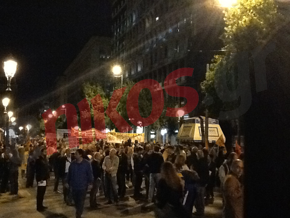 Τώρα-Η πορεία βρίσκεται στη Σταδίου