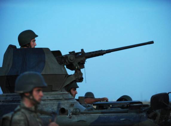 Τουρκικά πυρά στη Συρία