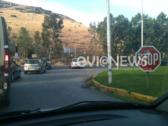 Χαλασμένα τα φανάρια στη Χαλκίδα