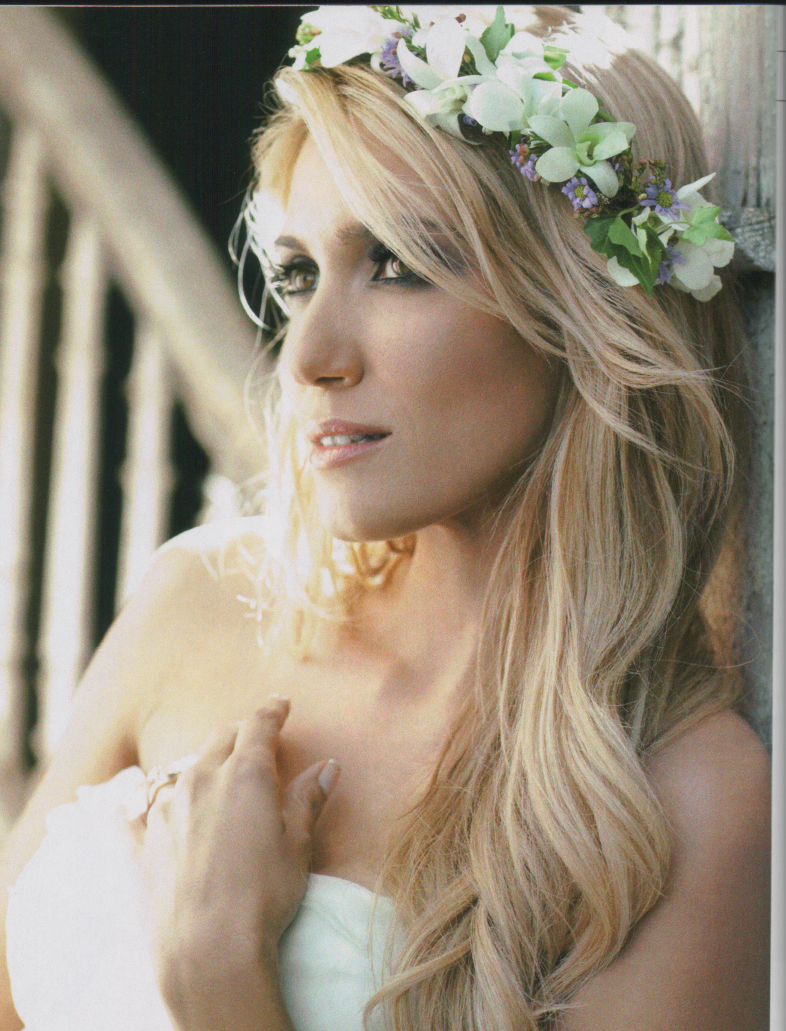 H Παπαβασιλείου ντύθηκε νύφη