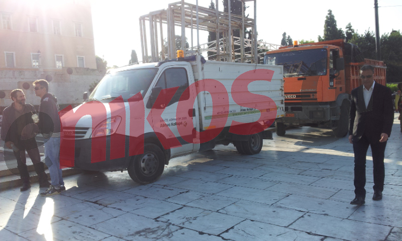 Τώρα-Προετοιμασίες για την παρέλαση