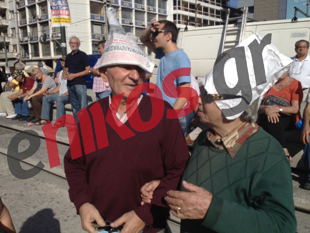 Τώρα – ΦΩΤΟ: “Καπελώθηκαν”