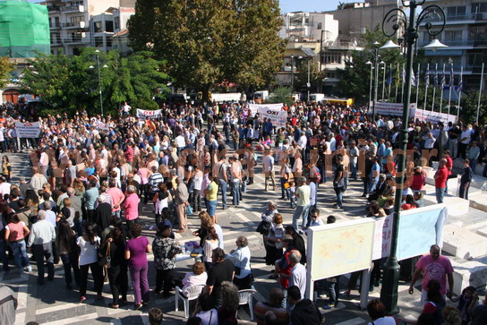 “Σφράγισαν” τα γραφεία βουλευτών
