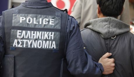 Τώρα-Καταγγελία:«Αστυνομικοί τραβούσαν νεαρό σαν τσουβάλι»
