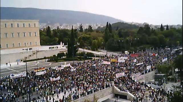 LIVE εικόνα από το Σύνταγμα