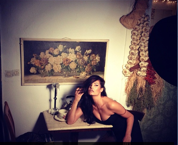 H σέξι πλευρά της Μαρίας Κορινθίου