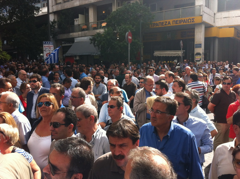 Γιατροί αντιμέτωποι με τα ΜΑΤ