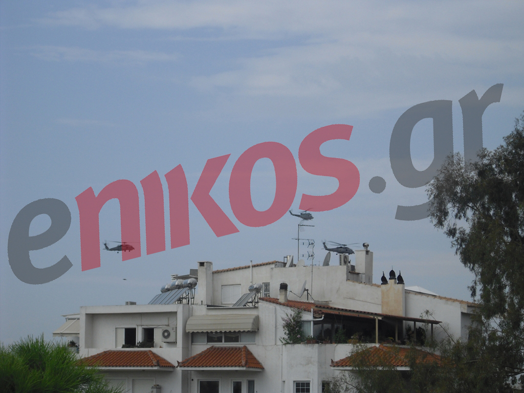 Τώρα-Στρατιωτικά ελικόπτερα στη Βούλα