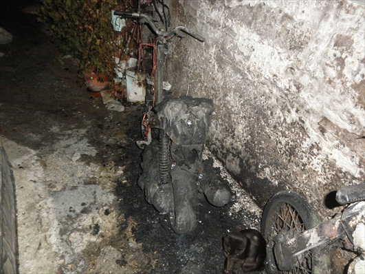 Οι εμπρηστές αλωνίζουν στην Σύρο