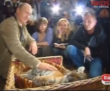 60 κεράκια για τον Putin