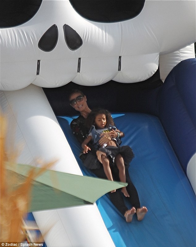 Στην τσουλήθρα με την Heidi