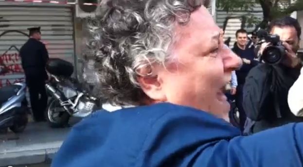 Βίντεο- Οι πιστοί διαμαρτύρονται