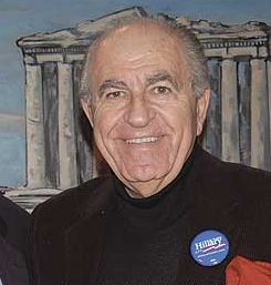 Έλληνας τα “ψάλλει” στον Romney