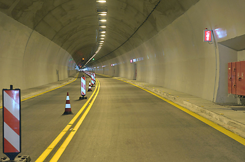 Κλείνουν τη σήραγγα Αρτεμισίου