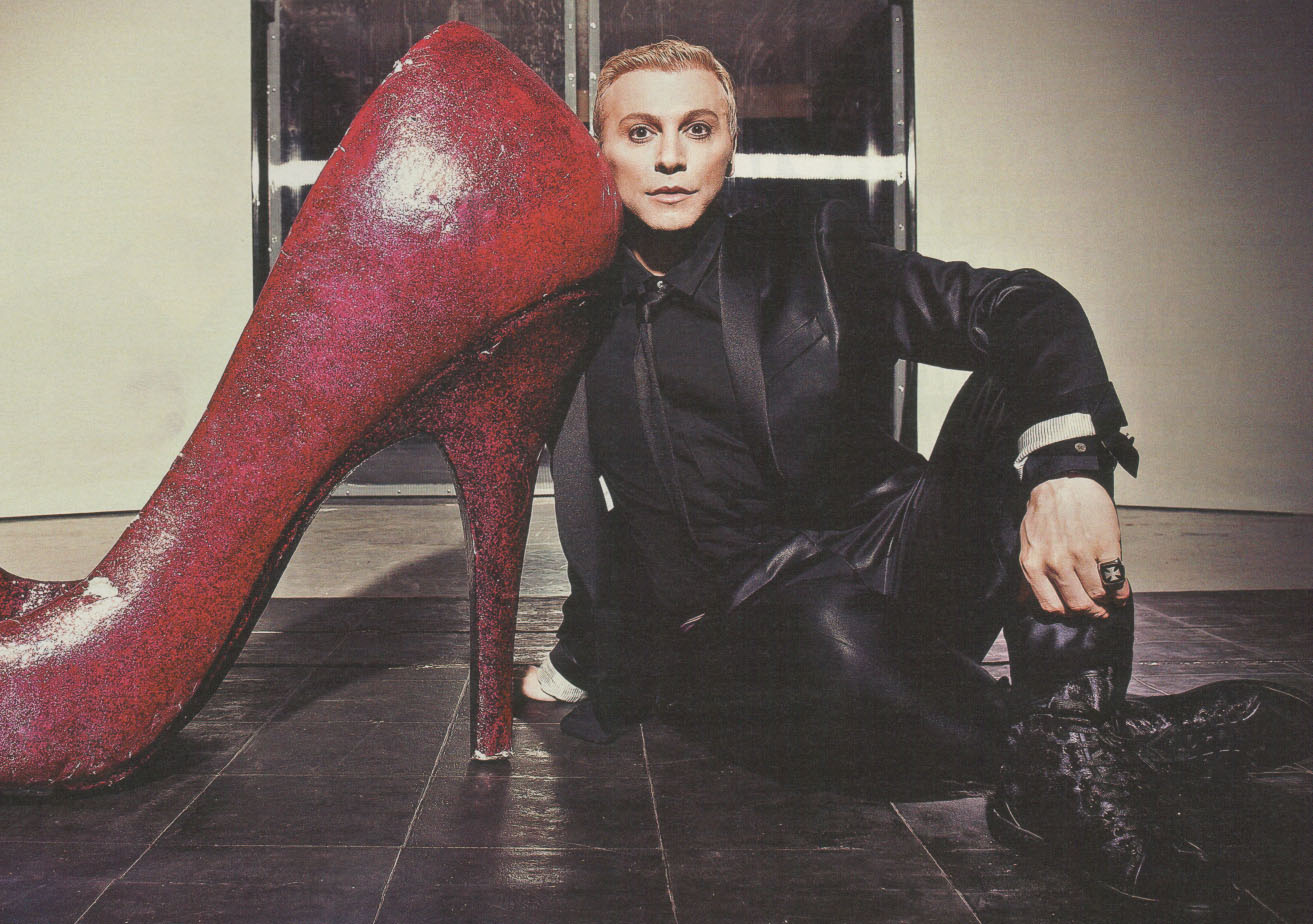 Ζαχαράτος: “Eίναι εθνικοί προδότες”