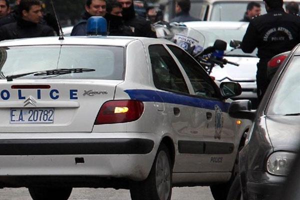 Τύλιξαν το κεφάλι του με σεντόνι