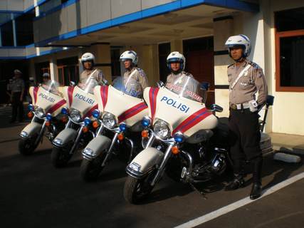 Σχεδίαζαν επίθεση στην πρεσβεία