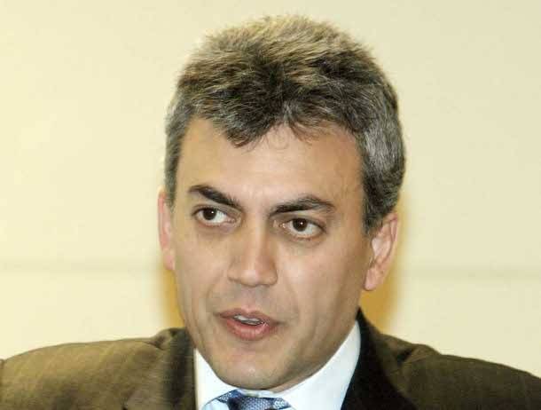 Βρούτσης:”Δεν μπορώ να βρω τα ονόματα”