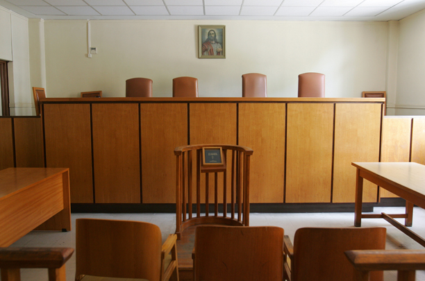 36 χρόνια στον πατέρα που βίαζε την κόρη του