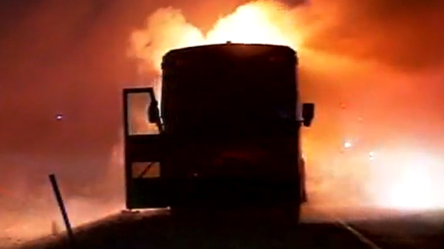 Λεωφορείο κάηκε στην εθνική