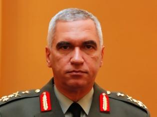 Στο twitter δίνει απαντήσεις ο Κωσταράκος