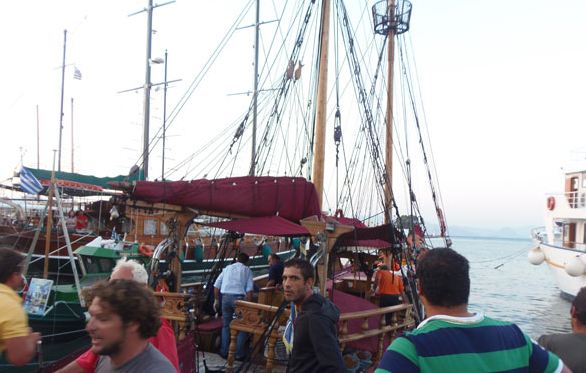 Από replica η έκρηξη στο πλοίο