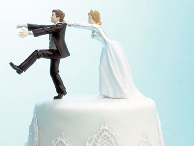 Με…συμβόλαιο γάμος και βάφτιση