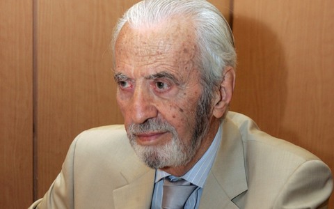 Κλείνει νωρίτερα ο Δ. Αθηναίων