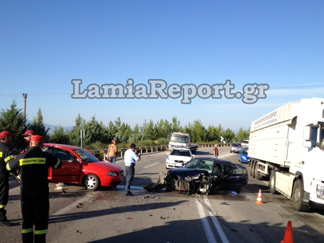 Μετωπική με τρεις τραυματίες