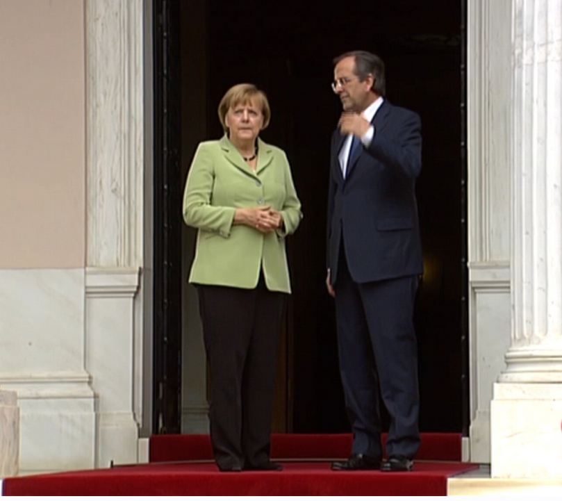 Merkel :γιατί φόρεσα το ίδιο σακάκι