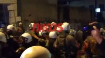 Τώρα-Βίντεο: Δακρυγόνα στο Χυτήριο