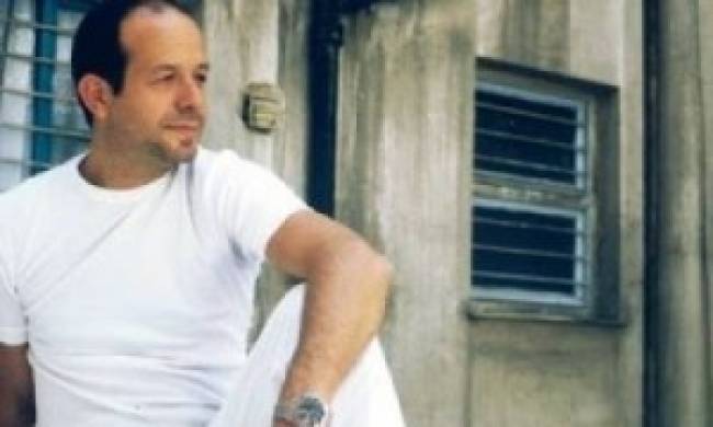 Υπέγραψε και ο Φωκάς