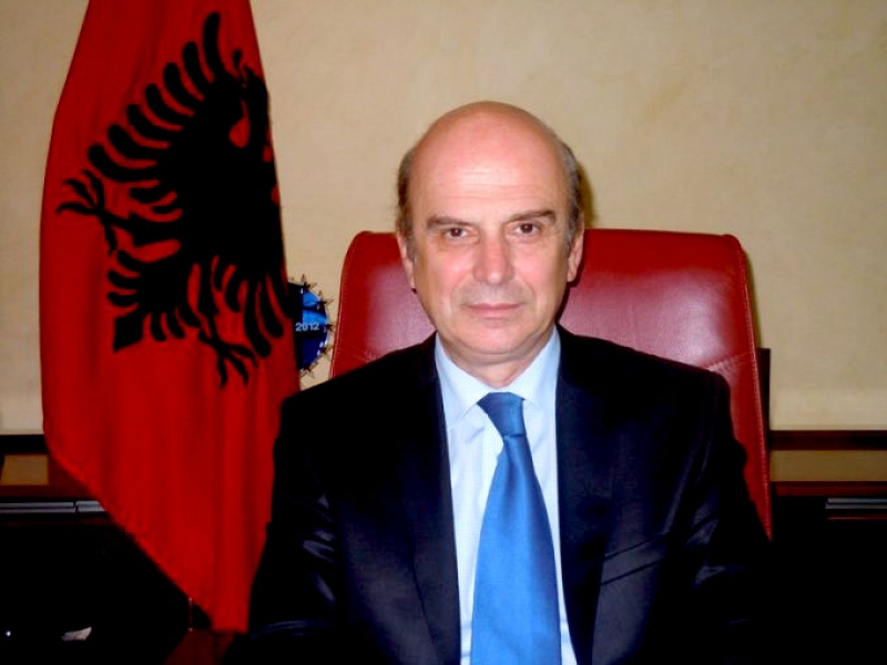 Βολές Αλβανού ΥΠΕΞ κατά εξτρεμιστών