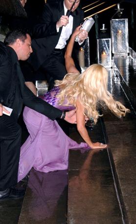 Όταν το τακούνι…προδίδει τις σταρ