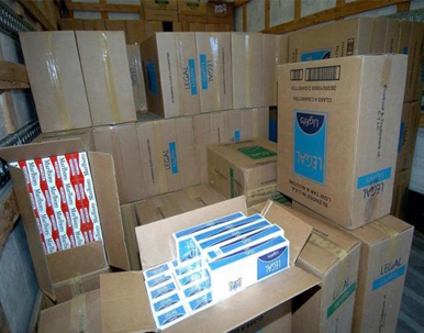 Στα πράσα με 30.700 κούτες τσιγάρα