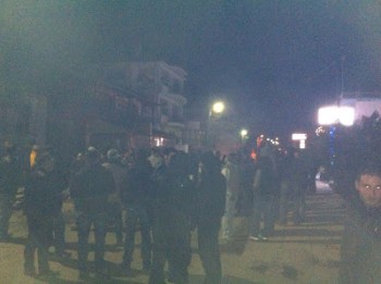 Τώρα- Τα ΜΑΤ επιμένουν με χημικά στις Σκουριές