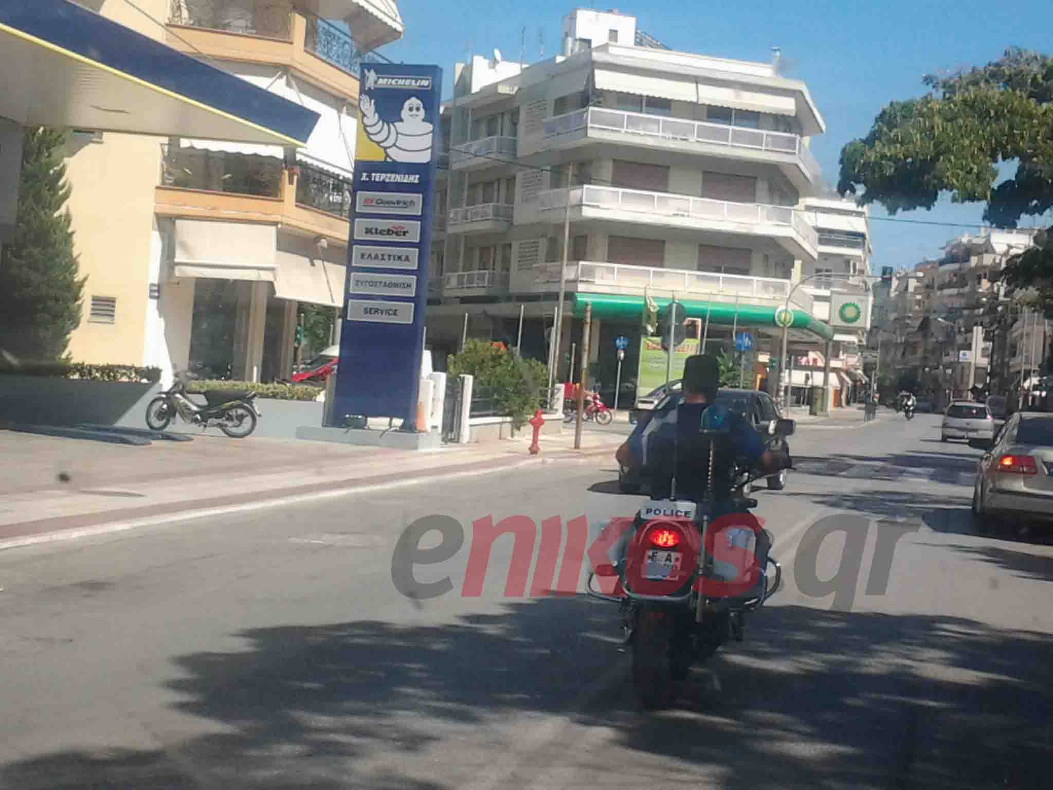 Το κράνος σας κύριε αστυνόμε