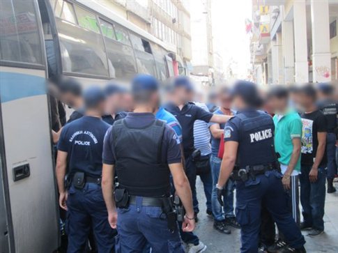 33.000 προσαγωγές σε δύο μήνες