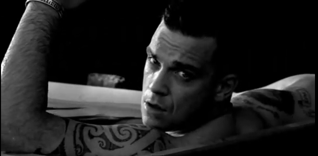 Όταν πίνει ο Robbie…