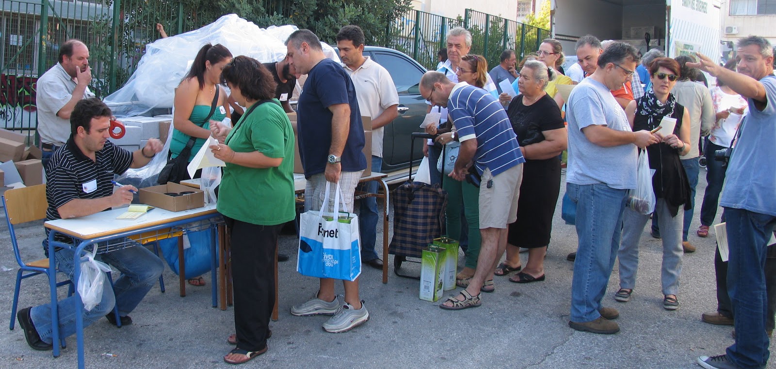 Χωρίς μεσάζοντες στο Βύρωνα