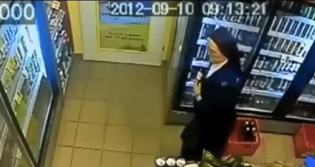 Η Μοναχή ξέχασε την 8η εντολή