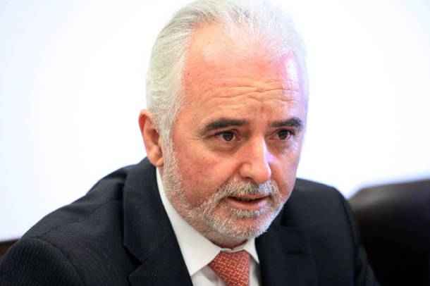 Κουτρουμάνης:Αδιαφορεί η τρόικα