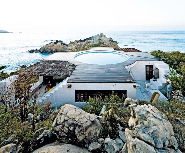 Στο “ψυγείο” λίστα φοροδιαφυγής