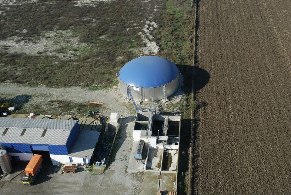 Παράγει ρεύμα από κοπριά!