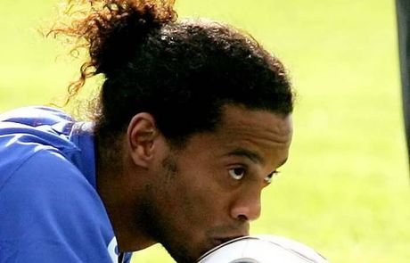 Όταν η μπάλα υποκλίνεται στο μάγο