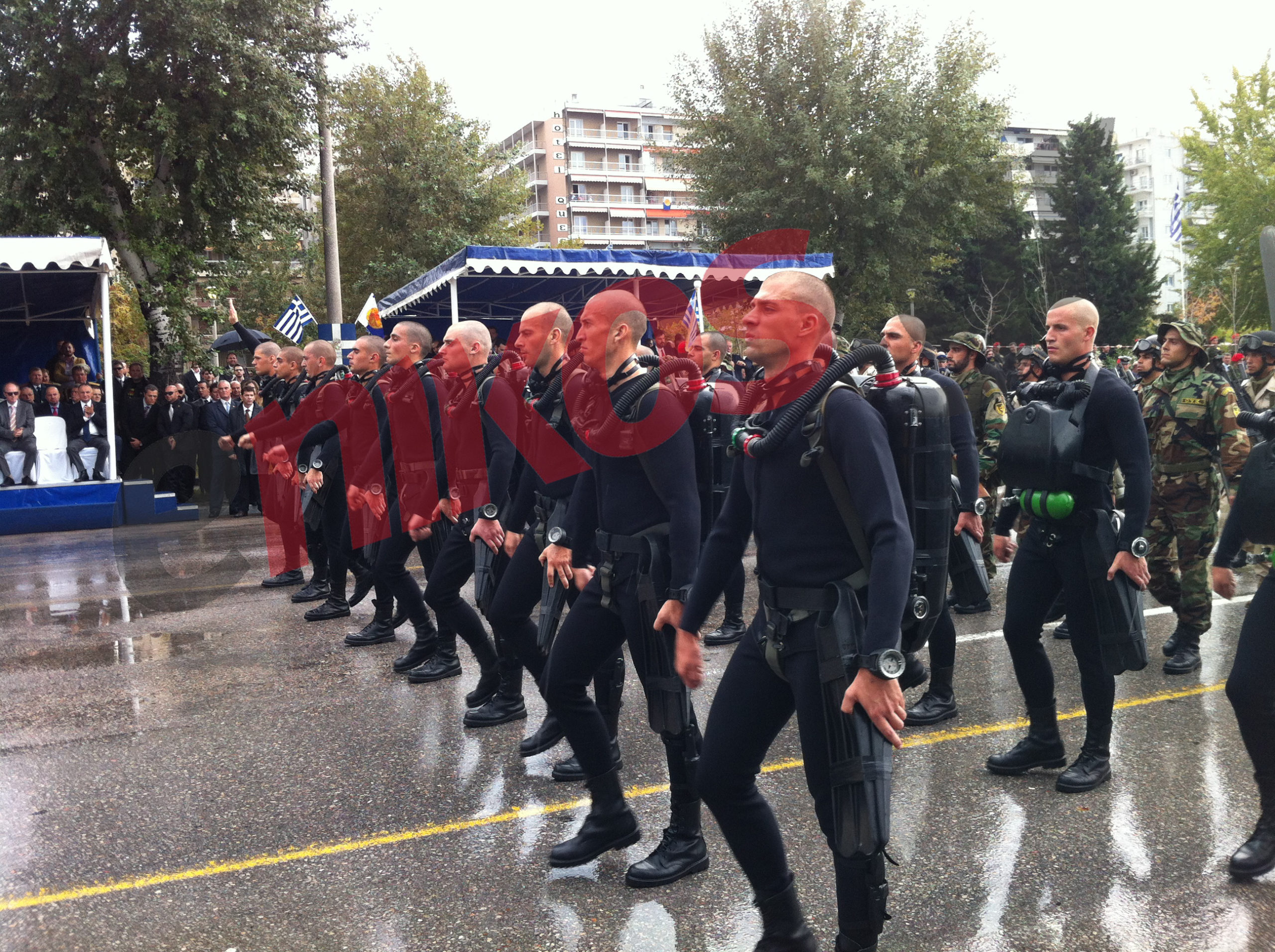 Η παρέλαση των ΟΥΚάδων