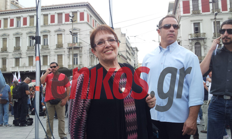 Αλέκα Παπαρήγα: “Να σπάσουν τις αλυσίδες”