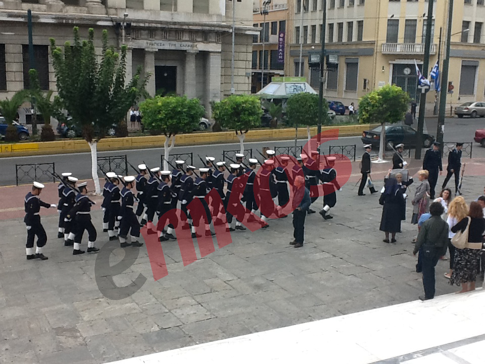 Πειραιάς-Οι ναύτες του πολεμικού ναυτικού