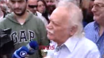 Συγχαρητήρια Γλέζου στον Τσάβες